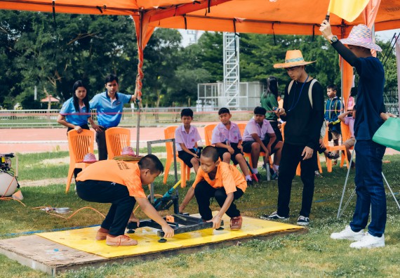 ภาพกิจกรรม  คณะวิทยาศาสตร์และเทคโนโลยี จัดการแข่งขันจรวดขวดน้ำ ระดับประถมศึกษา มัธยมศึกษาตอนต้น มัธยมศึกษาตอนปลาย งานสัปดาห์วิทยาศาสตร์แห่งชาติ ส่วนภูมิภาค ประจำปี 2566