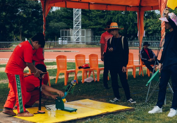 ภาพกิจกรรม  คณะวิทยาศาสตร์และเทคโนโลยี จัดการแข่งขันจรวดขวดน้ำ ระดับประถมศึกษา มัธยมศึกษาตอนต้น มัธยมศึกษาตอนปลาย งานสัปดาห์วิทยาศาสตร์แห่งชาติ ส่วนภูมิภาค ประจำปี 2566