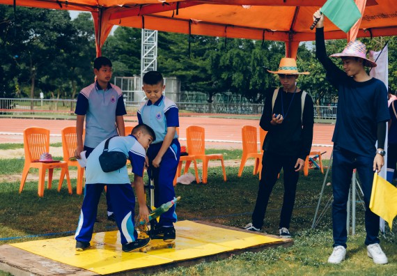 ภาพกิจกรรม  คณะวิทยาศาสตร์และเทคโนโลยี จัดการแข่งขันจรวดขวดน้ำ ระดับประถมศึกษา มัธยมศึกษาตอนต้น มัธยมศึกษาตอนปลาย งานสัปดาห์วิทยาศาสตร์แห่งชาติ ส่วนภูมิภาค ประจำปี 2566