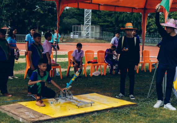 ภาพกิจกรรม  คณะวิทยาศาสตร์และเทคโนโลยี จัดการแข่งขันจรวดขวดน้ำ ระดับประถมศึกษา มัธยมศึกษาตอนต้น มัธยมศึกษาตอนปลาย งานสัปดาห์วิทยาศาสตร์แห่งชาติ ส่วนภูมิภาค ประจำปี 2566