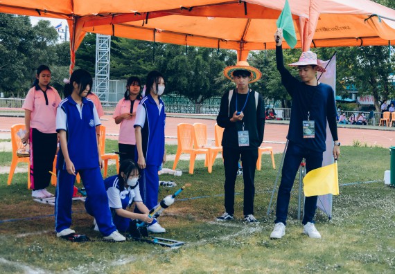 ภาพกิจกรรม  คณะวิทยาศาสตร์และเทคโนโลยี จัดการแข่งขันจรวดขวดน้ำ ระดับประถมศึกษา มัธยมศึกษาตอนต้น มัธยมศึกษาตอนปลาย งานสัปดาห์วิทยาศาสตร์แห่งชาติ ส่วนภูมิภาค ประจำปี 2566