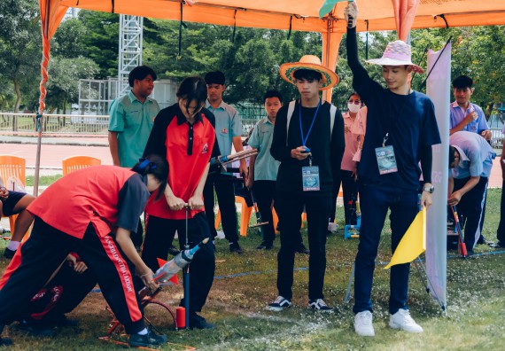 ภาพกิจกรรม  คณะวิทยาศาสตร์และเทคโนโลยี จัดการแข่งขันจรวดขวดน้ำ ระดับประถมศึกษา มัธยมศึกษาตอนต้น มัธยมศึกษาตอนปลาย งานสัปดาห์วิทยาศาสตร์แห่งชาติ ส่วนภูมิภาค ประจำปี 2566