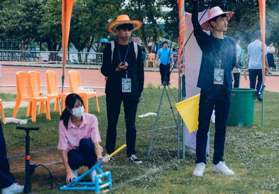 ภาพกิจกรรม  คณะวิทยาศาสตร์และเทคโนโลยี จัดการแข่งขันจรวดขวดน้ำ ระดับประถมศึกษา มัธยมศึกษาตอนต้น มัธยมศึกษาตอนปลาย งานสัปดาห์วิทยาศาสตร์แห่งชาติ ส่วนภูมิภาค ประจำปี 2566