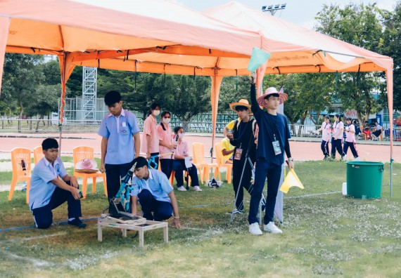 ภาพกิจกรรม  คณะวิทยาศาสตร์และเทคโนโลยี จัดการแข่งขันจรวดขวดน้ำ ระดับประถมศึกษา มัธยมศึกษาตอนต้น มัธยมศึกษาตอนปลาย งานสัปดาห์วิทยาศาสตร์แห่งชาติ ส่วนภูมิภาค ประจำปี 2566