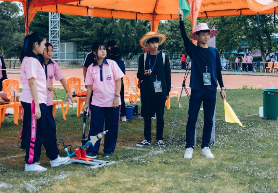 ภาพกิจกรรม  คณะวิทยาศาสตร์และเทคโนโลยี จัดการแข่งขันจรวดขวดน้ำ ระดับประถมศึกษา มัธยมศึกษาตอนต้น มัธยมศึกษาตอนปลาย งานสัปดาห์วิทยาศาสตร์แห่งชาติ ส่วนภูมิภาค ประจำปี 2566