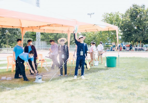 ภาพกิจกรรม  คณะวิทยาศาสตร์และเทคโนโลยี จัดการแข่งขันจรวดขวดน้ำ ระดับประถมศึกษา มัธยมศึกษาตอนต้น มัธยมศึกษาตอนปลาย งานสัปดาห์วิทยาศาสตร์แห่งชาติ ส่วนภูมิภาค ประจำปี 2566