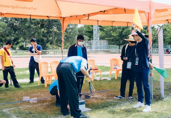 ภาพกิจกรรม  คณะวิทยาศาสตร์และเทคโนโลยี จัดการแข่งขันจรวดขวดน้ำ ระดับประถมศึกษา มัธยมศึกษาตอนต้น มัธยมศึกษาตอนปลาย งานสัปดาห์วิทยาศาสตร์แห่งชาติ ส่วนภูมิภาค ประจำปี 2566