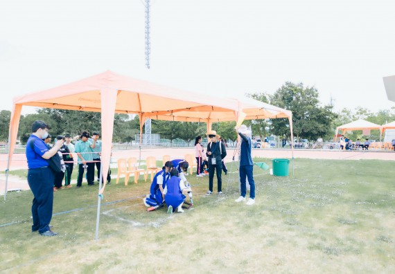 ภาพกิจกรรม  คณะวิทยาศาสตร์และเทคโนโลยี จัดการแข่งขันจรวดขวดน้ำ ระดับประถมศึกษา มัธยมศึกษาตอนต้น มัธยมศึกษาตอนปลาย งานสัปดาห์วิทยาศาสตร์แห่งชาติ ส่วนภูมิภาค ประจำปี 2566