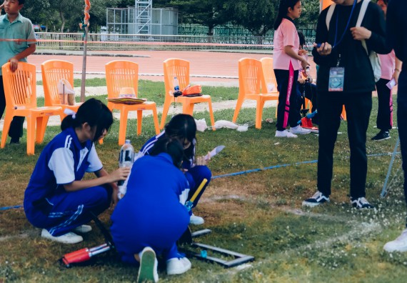 ภาพกิจกรรม  คณะวิทยาศาสตร์และเทคโนโลยี จัดการแข่งขันจรวดขวดน้ำ ระดับประถมศึกษา มัธยมศึกษาตอนต้น มัธยมศึกษาตอนปลาย งานสัปดาห์วิทยาศาสตร์แห่งชาติ ส่วนภูมิภาค ประจำปี 2566