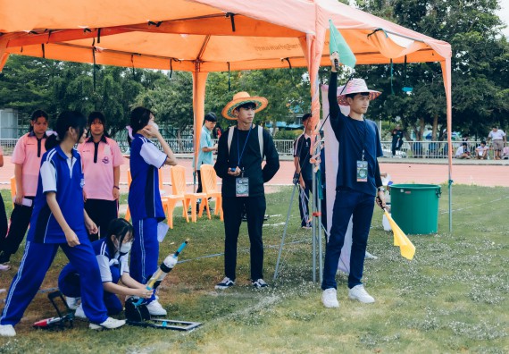 ภาพกิจกรรม  คณะวิทยาศาสตร์และเทคโนโลยี จัดการแข่งขันจรวดขวดน้ำ ระดับประถมศึกษา มัธยมศึกษาตอนต้น มัธยมศึกษาตอนปลาย งานสัปดาห์วิทยาศาสตร์แห่งชาติ ส่วนภูมิภาค ประจำปี 2566