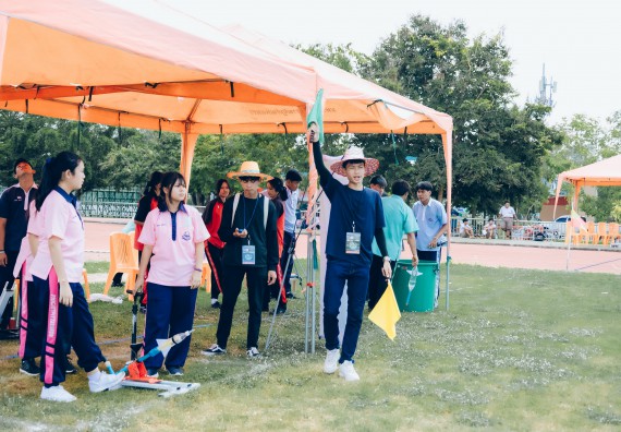 ภาพกิจกรรม  คณะวิทยาศาสตร์และเทคโนโลยี จัดการแข่งขันจรวดขวดน้ำ ระดับประถมศึกษา มัธยมศึกษาตอนต้น มัธยมศึกษาตอนปลาย งานสัปดาห์วิทยาศาสตร์แห่งชาติ ส่วนภูมิภาค ประจำปี 2566