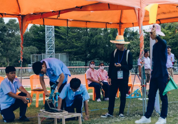 ภาพกิจกรรม  คณะวิทยาศาสตร์และเทคโนโลยี จัดการแข่งขันจรวดขวดน้ำ ระดับประถมศึกษา มัธยมศึกษาตอนต้น มัธยมศึกษาตอนปลาย งานสัปดาห์วิทยาศาสตร์แห่งชาติ ส่วนภูมิภาค ประจำปี 2566