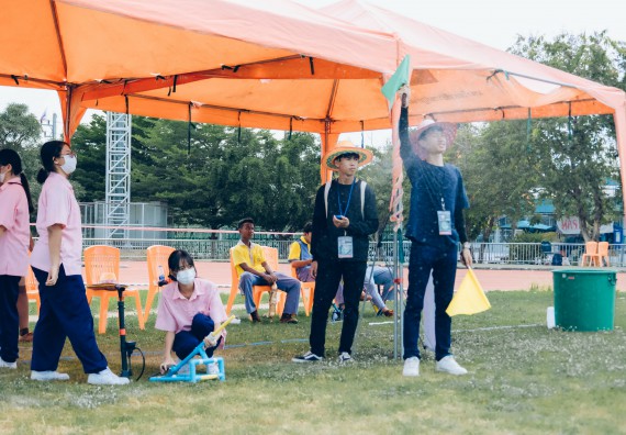 ภาพกิจกรรม  คณะวิทยาศาสตร์และเทคโนโลยี จัดการแข่งขันจรวดขวดน้ำ ระดับประถมศึกษา มัธยมศึกษาตอนต้น มัธยมศึกษาตอนปลาย งานสัปดาห์วิทยาศาสตร์แห่งชาติ ส่วนภูมิภาค ประจำปี 2566