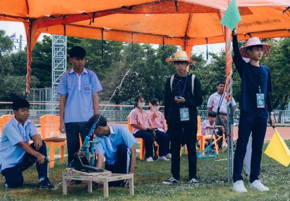 ภาพกิจกรรม  คณะวิทยาศาสตร์และเทคโนโลยี จัดการแข่งขันจรวดขวดน้ำ ระดับประถมศึกษา มัธยมศึกษาตอนต้น มัธยมศึกษาตอนปลาย งานสัปดาห์วิทยาศาสตร์แห่งชาติ ส่วนภูมิภาค ประจำปี 2566