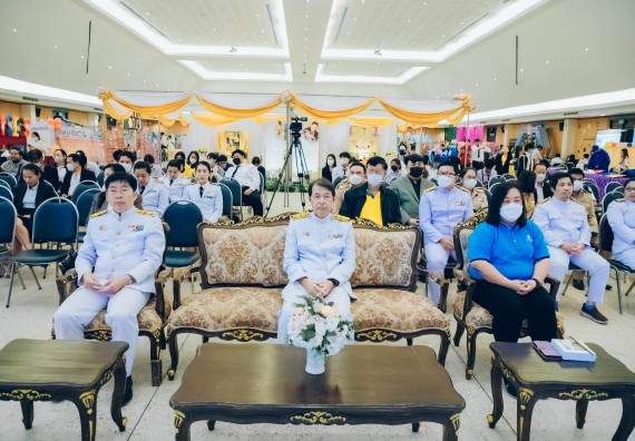 ภาพกิจกรรม  คณะวิทยาศาสตร์และเทคโนโลยี จัดพิธีถวายราชสดุดี พิธีถวายพานพุ่มสักการะและพิธีเปิด งานสัปดาห์วิทยาศาสตร์แห่งชาติ ส่วนภูมิภาค ประจำปี 2566