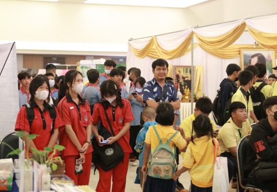 ภาพกิจกรรม  คณะวิทยาศาสตร์และเทคโนโลยี การแข่งขัน E-sport ROV Championship ระดับมัธยมศึกษาตอนต้น มัธยมศึกษาตอนปลาย งานสัปดาห์วิทยาศาสตร์แห่งชาติ ส่วนภูมิภาค ประจำปี 2566