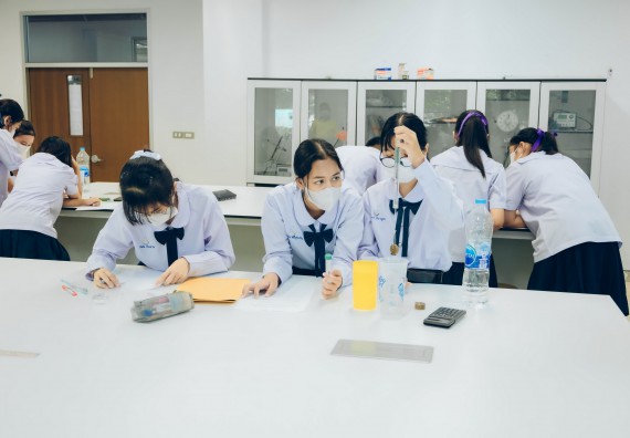 ภาพกิจกรรม  คณะวิทยาศาสตร์และเทคโนโลยี จัดการแข่งขันทักษะทางวิทยาศาสตร์และเทคโนโลยี ระดับมัธยมศึกษาตอนต้น มัธยมศึกษาตอนปลาย งานสัปดาห์วิทยาศาสตร์แห่งชาติ ส่วนภูมิภาค ประจำปี 2566