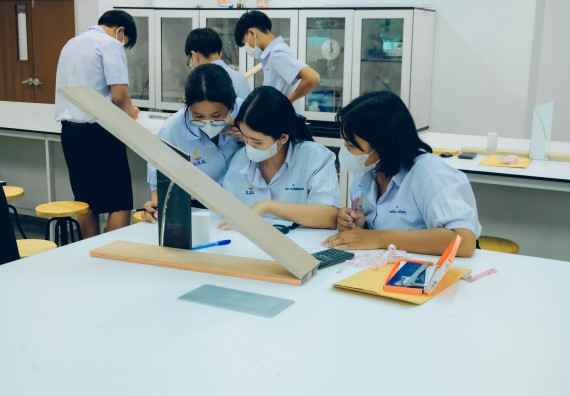 ภาพกิจกรรม  คณะวิทยาศาสตร์และเทคโนโลยี จัดการแข่งขันทักษะทางวิทยาศาสตร์และเทคโนโลยี ระดับมัธยมศึกษาตอนต้น มัธยมศึกษาตอนปลาย งานสัปดาห์วิทยาศาสตร์แห่งชาติ ส่วนภูมิภาค ประจำปี 2566