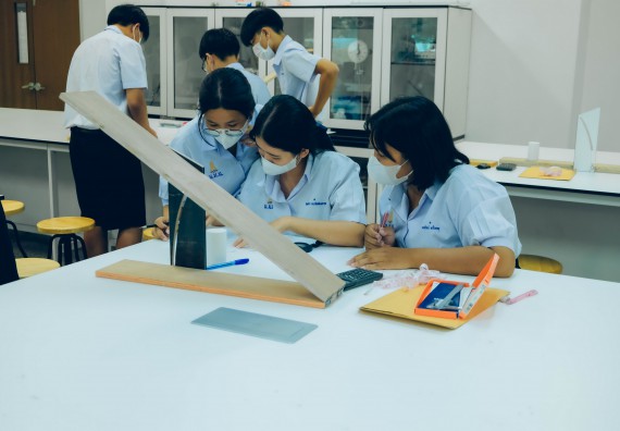 ภาพกิจกรรม  คณะวิทยาศาสตร์และเทคโนโลยี จัดการแข่งขันทักษะทางวิทยาศาสตร์และเทคโนโลยี ระดับมัธยมศึกษาตอนต้น มัธยมศึกษาตอนปลาย งานสัปดาห์วิทยาศาสตร์แห่งชาติ ส่วนภูมิภาค ประจำปี 2566