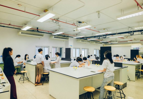 ภาพกิจกรรม  คณะวิทยาศาสตร์และเทคโนโลยี จัดการแข่งขันทักษะทางวิทยาศาสตร์และเทคโนโลยี ระดับมัธยมศึกษาตอนต้น มัธยมศึกษาตอนปลาย งานสัปดาห์วิทยาศาสตร์แห่งชาติ ส่วนภูมิภาค ประจำปี 2566