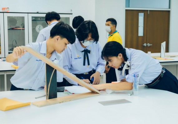 ภาพกิจกรรม  คณะวิทยาศาสตร์และเทคโนโลยี จัดการแข่งขันทักษะทางวิทยาศาสตร์และเทคโนโลยี ระดับมัธยมศึกษาตอนต้น มัธยมศึกษาตอนปลาย งานสัปดาห์วิทยาศาสตร์แห่งชาติ ส่วนภูมิภาค ประจำปี 2566