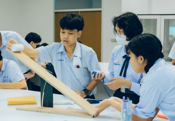 ภาพกิจกรรม  คณะวิทยาศาสตร์และเทคโนโลยี จัดการแข่งขันทักษะทางวิทยาศาสตร์และเทคโนโลยี ระดับมัธยมศึกษาตอนต้น มัธยมศึกษาตอนปลาย งานสัปดาห์วิทยาศาสตร์แห่งชาติ ส่วนภูมิภาค ประจำปี 2566