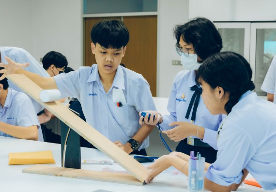 ภาพกิจกรรม  คณะวิทยาศาสตร์และเทคโนโลยี จัดการแข่งขันทักษะทางวิทยาศาสตร์และเทคโนโลยี ระดับมัธยมศึกษาตอนต้น มัธยมศึกษาตอนปลาย งานสัปดาห์วิทยาศาสตร์แห่งชาติ ส่วนภูมิภาค ประจำปี 2566