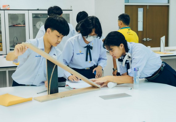 ภาพกิจกรรม  คณะวิทยาศาสตร์และเทคโนโลยี จัดการแข่งขันทักษะทางวิทยาศาสตร์และเทคโนโลยี ระดับมัธยมศึกษาตอนต้น มัธยมศึกษาตอนปลาย งานสัปดาห์วิทยาศาสตร์แห่งชาติ ส่วนภูมิภาค ประจำปี 2566