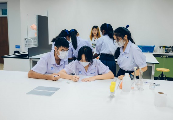 ภาพกิจกรรม  คณะวิทยาศาสตร์และเทคโนโลยี จัดการแข่งขันทักษะทางวิทยาศาสตร์และเทคโนโลยี ระดับมัธยมศึกษาตอนต้น มัธยมศึกษาตอนปลาย งานสัปดาห์วิทยาศาสตร์แห่งชาติ ส่วนภูมิภาค ประจำปี 2566