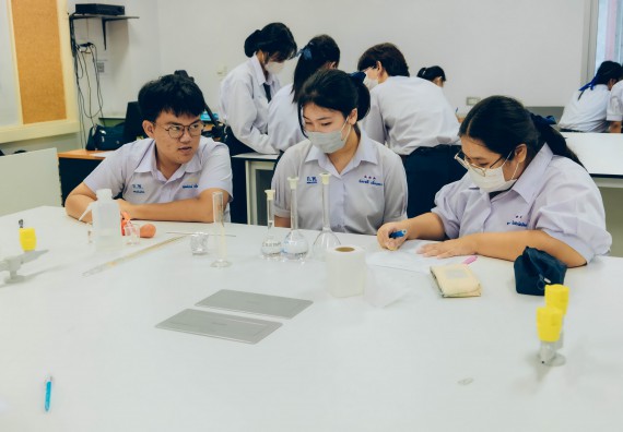 ภาพกิจกรรม  คณะวิทยาศาสตร์และเทคโนโลยี จัดการแข่งขันทักษะทางวิทยาศาสตร์และเทคโนโลยี ระดับมัธยมศึกษาตอนต้น มัธยมศึกษาตอนปลาย งานสัปดาห์วิทยาศาสตร์แห่งชาติ ส่วนภูมิภาค ประจำปี 2566