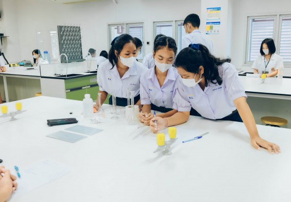 ภาพกิจกรรม  คณะวิทยาศาสตร์และเทคโนโลยี จัดการแข่งขันทักษะทางวิทยาศาสตร์และเทคโนโลยี ระดับมัธยมศึกษาตอนต้น มัธยมศึกษาตอนปลาย งานสัปดาห์วิทยาศาสตร์แห่งชาติ ส่วนภูมิภาค ประจำปี 2566