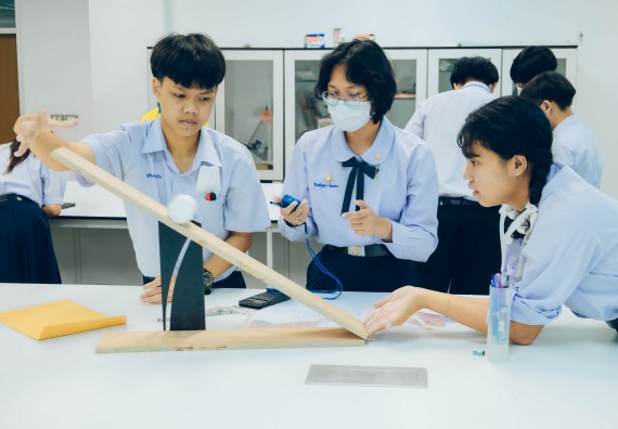 ภาพกิจกรรม  คณะวิทยาศาสตร์และเทคโนโลยี จัดการแข่งขันทักษะทางวิทยาศาสตร์และเทคโนโลยี ระดับมัธยมศึกษาตอนต้น มัธยมศึกษาตอนปลาย งานสัปดาห์วิทยาศาสตร์แห่งชาติ ส่วนภูมิภาค ประจำปี 2566