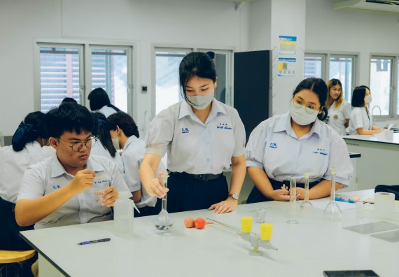 ภาพกิจกรรม  คณะวิทยาศาสตร์และเทคโนโลยี จัดการแข่งขันทักษะทางวิทยาศาสตร์และเทคโนโลยี ระดับมัธยมศึกษาตอนต้น มัธยมศึกษาตอนปลาย งานสัปดาห์วิทยาศาสตร์แห่งชาติ ส่วนภูมิภาค ประจำปี 2566