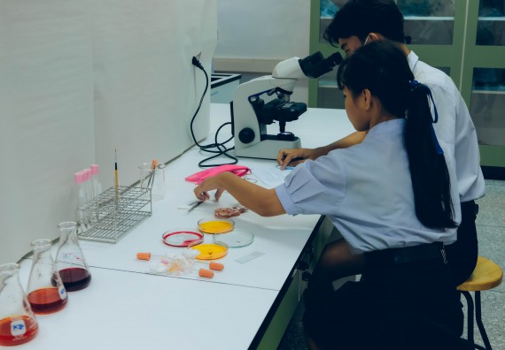 ภาพกิจกรรม  คณะวิทยาศาสตร์และเทคโนโลยี จัดการแข่งขันทักษะทางวิทยาศาสตร์และเทคโนโลยี ระดับมัธยมศึกษาตอนต้น มัธยมศึกษาตอนปลาย งานสัปดาห์วิทยาศาสตร์แห่งชาติ ส่วนภูมิภาค ประจำปี 2566