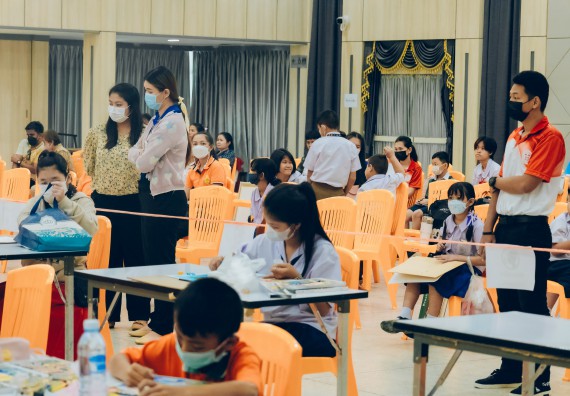 ภาพกิจกรรม  คณะวิทยาศาสตร์และเทคโนโลยี การประกวดภาพวาดจินตนาการทางวิทยาศาสตร์ ระดับประถมศึกษาตอนต้น ประถมศึกษาตอนปลาย มัธยมศึกษาตอนต้น มัธยมศึกษาตอนปลาย งานสัปดาห์วิทยาศาสตร์แห่งชาติ ส่วนภูมิภาค ประจำปี 2566