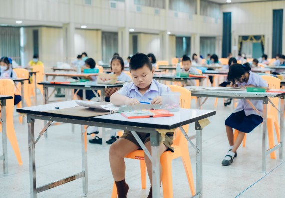 ภาพกิจกรรม  คณะวิทยาศาสตร์และเทคโนโลยี การประกวดภาพวาดจินตนาการทางวิทยาศาสตร์ ระดับประถมศึกษาตอนต้น ประถมศึกษาตอนปลาย มัธยมศึกษาตอนต้น มัธยมศึกษาตอนปลาย งานสัปดาห์วิทยาศาสตร์แห่งชาติ ส่วนภูมิภาค ประจำปี 2566