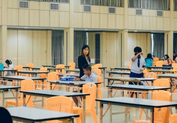 ภาพกิจกรรม  คณะวิทยาศาสตร์และเทคโนโลยี การประกวดภาพวาดจินตนาการทางวิทยาศาสตร์ ระดับประถมศึกษาตอนต้น ประถมศึกษาตอนปลาย มัธยมศึกษาตอนต้น มัธยมศึกษาตอนปลาย งานสัปดาห์วิทยาศาสตร์แห่งชาติ ส่วนภูมิภาค ประจำปี 2566