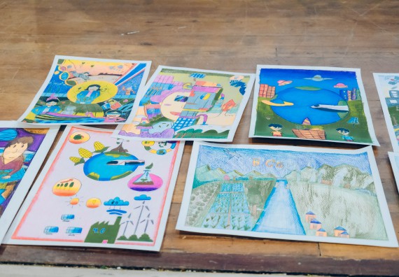 ภาพกิจกรรม  คณะวิทยาศาสตร์และเทคโนโลยี การประกวดภาพวาดจินตนาการทางวิทยาศาสตร์ ระดับประถมศึกษาตอนต้น ประถมศึกษาตอนปลาย มัธยมศึกษาตอนต้น มัธยมศึกษาตอนปลาย งานสัปดาห์วิทยาศาสตร์แห่งชาติ ส่วนภูมิภาค ประจำปี 2566