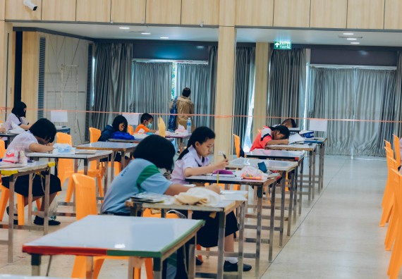 ภาพกิจกรรม  คณะวิทยาศาสตร์และเทคโนโลยี การประกวดภาพวาดจินตนาการทางวิทยาศาสตร์ ระดับประถมศึกษาตอนต้น ประถมศึกษาตอนปลาย มัธยมศึกษาตอนต้น มัธยมศึกษาตอนปลาย งานสัปดาห์วิทยาศาสตร์แห่งชาติ ส่วนภูมิภาค ประจำปี 2566