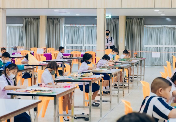 ภาพกิจกรรม  คณะวิทยาศาสตร์และเทคโนโลยี การประกวดภาพวาดจินตนาการทางวิทยาศาสตร์ ระดับประถมศึกษาตอนต้น ประถมศึกษาตอนปลาย มัธยมศึกษาตอนต้น มัธยมศึกษาตอนปลาย งานสัปดาห์วิทยาศาสตร์แห่งชาติ ส่วนภูมิภาค ประจำปี 2566