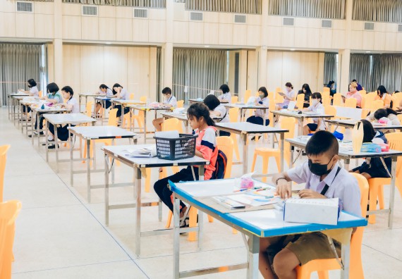 ภาพกิจกรรม  คณะวิทยาศาสตร์และเทคโนโลยี การประกวดภาพวาดจินตนาการทางวิทยาศาสตร์ ระดับประถมศึกษาตอนต้น ประถมศึกษาตอนปลาย มัธยมศึกษาตอนต้น มัธยมศึกษาตอนปลาย งานสัปดาห์วิทยาศาสตร์แห่งชาติ ส่วนภูมิภาค ประจำปี 2566