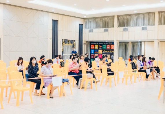 ภาพกิจกรรม  คณะวิทยาศาสตร์และเทคโนโลยี การประกวดภาพวาดจินตนาการทางวิทยาศาสตร์ ระดับประถมศึกษาตอนต้น ประถมศึกษาตอนปลาย มัธยมศึกษาตอนต้น มัธยมศึกษาตอนปลาย งานสัปดาห์วิทยาศาสตร์แห่งชาติ ส่วนภูมิภาค ประจำปี 2566