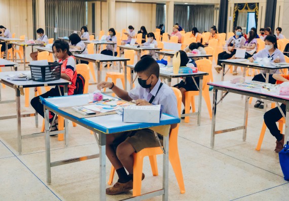 ภาพกิจกรรม  คณะวิทยาศาสตร์และเทคโนโลยี การประกวดภาพวาดจินตนาการทางวิทยาศาสตร์ ระดับประถมศึกษาตอนต้น ประถมศึกษาตอนปลาย มัธยมศึกษาตอนต้น มัธยมศึกษาตอนปลาย งานสัปดาห์วิทยาศาสตร์แห่งชาติ ส่วนภูมิภาค ประจำปี 2566