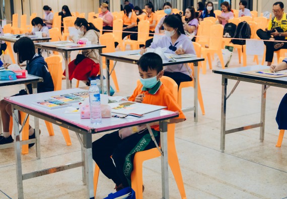 ภาพกิจกรรม  คณะวิทยาศาสตร์และเทคโนโลยี การประกวดภาพวาดจินตนาการทางวิทยาศาสตร์ ระดับประถมศึกษาตอนต้น ประถมศึกษาตอนปลาย มัธยมศึกษาตอนต้น มัธยมศึกษาตอนปลาย งานสัปดาห์วิทยาศาสตร์แห่งชาติ ส่วนภูมิภาค ประจำปี 2566