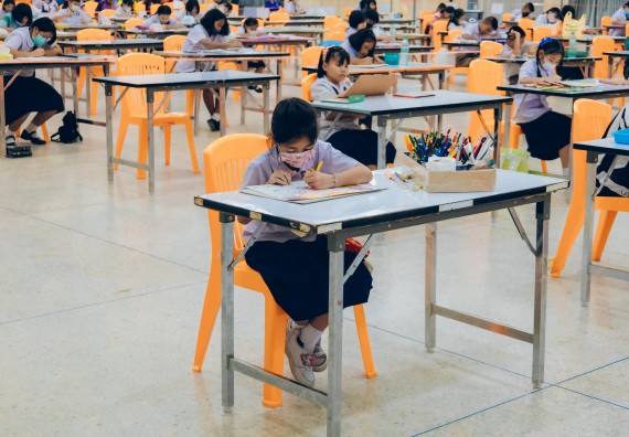 ภาพกิจกรรม  คณะวิทยาศาสตร์และเทคโนโลยี การประกวดภาพวาดจินตนาการทางวิทยาศาสตร์ ระดับประถมศึกษาตอนต้น ประถมศึกษาตอนปลาย มัธยมศึกษาตอนต้น มัธยมศึกษาตอนปลาย งานสัปดาห์วิทยาศาสตร์แห่งชาติ ส่วนภูมิภาค ประจำปี 2566