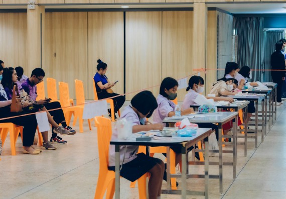 ภาพกิจกรรม  คณะวิทยาศาสตร์และเทคโนโลยี การประกวดภาพวาดจินตนาการทางวิทยาศาสตร์ ระดับประถมศึกษาตอนต้น ประถมศึกษาตอนปลาย มัธยมศึกษาตอนต้น มัธยมศึกษาตอนปลาย งานสัปดาห์วิทยาศาสตร์แห่งชาติ ส่วนภูมิภาค ประจำปี 2566