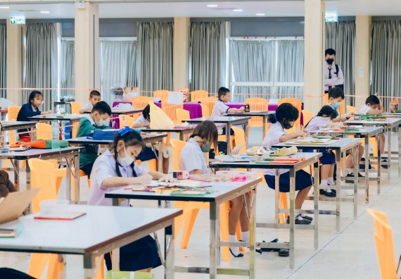 ภาพกิจกรรม  คณะวิทยาศาสตร์และเทคโนโลยี การประกวดภาพวาดจินตนาการทางวิทยาศาสตร์ ระดับประถมศึกษาตอนต้น ประถมศึกษาตอนปลาย มัธยมศึกษาตอนต้น มัธยมศึกษาตอนปลาย งานสัปดาห์วิทยาศาสตร์แห่งชาติ ส่วนภูมิภาค ประจำปี 2566