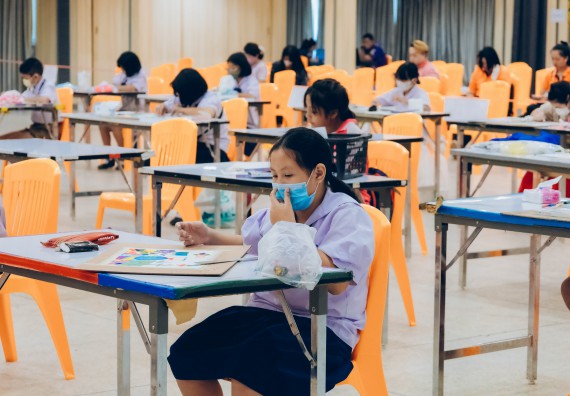 ภาพกิจกรรม  คณะวิทยาศาสตร์และเทคโนโลยี การประกวดภาพวาดจินตนาการทางวิทยาศาสตร์ ระดับประถมศึกษาตอนต้น ประถมศึกษาตอนปลาย มัธยมศึกษาตอนต้น มัธยมศึกษาตอนปลาย งานสัปดาห์วิทยาศาสตร์แห่งชาติ ส่วนภูมิภาค ประจำปี 2566