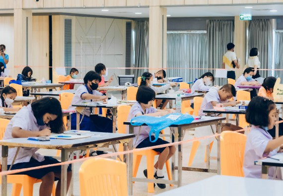 ภาพกิจกรรม  คณะวิทยาศาสตร์และเทคโนโลยี การประกวดภาพวาดจินตนาการทางวิทยาศาสตร์ ระดับประถมศึกษาตอนต้น ประถมศึกษาตอนปลาย มัธยมศึกษาตอนต้น มัธยมศึกษาตอนปลาย งานสัปดาห์วิทยาศาสตร์แห่งชาติ ส่วนภูมิภาค ประจำปี 2566