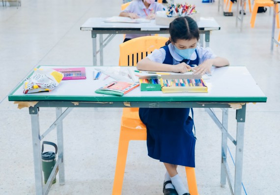 ภาพกิจกรรม  คณะวิทยาศาสตร์และเทคโนโลยี การประกวดภาพวาดจินตนาการทางวิทยาศาสตร์ ระดับประถมศึกษาตอนต้น ประถมศึกษาตอนปลาย มัธยมศึกษาตอนต้น มัธยมศึกษาตอนปลาย งานสัปดาห์วิทยาศาสตร์แห่งชาติ ส่วนภูมิภาค ประจำปี 2566